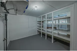 67538 E Bay Rd, North Bend, OR 97459 - Photo 14