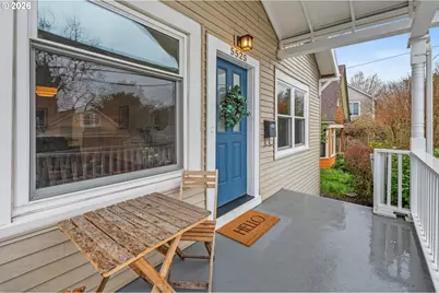 5525 NE Everett St, Portland, OR 97213 - Photo 1