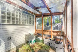 165 SE 33rd Ave, Hillsboro, OR 97123 - Photo 40