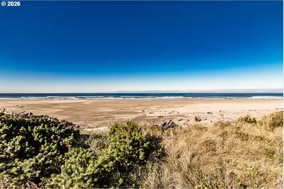 Sw Cupola Pl #7000, South Beach, OR 97366 - Photo 10