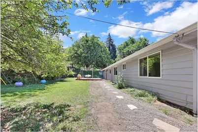 3295 Potter St, Eugene, OR 97405 - Photo 18