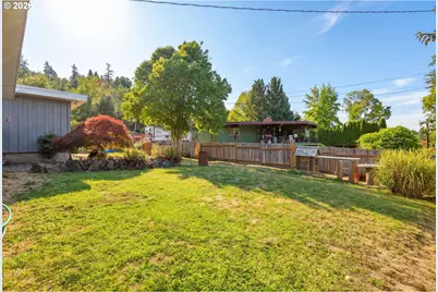 405 Kent St, Drain, OR 97435 - Photo 26