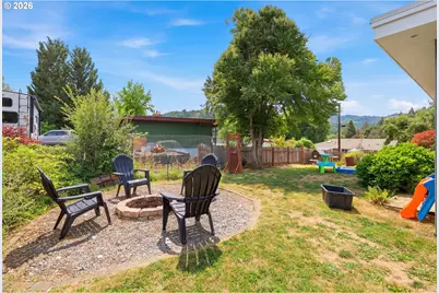 405 Kent St, Drain, OR 97435 - Photo 28