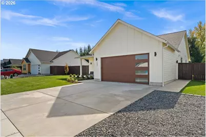 207 W Oak St, Yacolt, WA 98675 - Photo 4