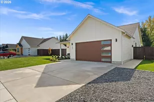 207 W Oak St, Yacolt, WA 98675 - Photo 4