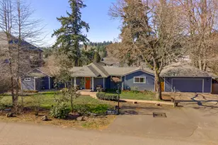 12735 SW 22nd Ave, Lake Oswego, OR 97034 - Photo 2