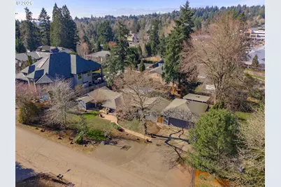 12735 SW 22nd Ave, Lake Oswego, OR 97034 - Photo 2