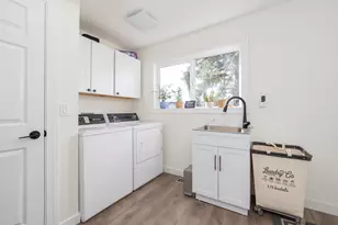 12735 SW 22nd Ave, Lake Oswego, OR 97034 - Photo 32