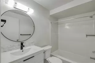 12460 SE 110th Ct, Clackamas, OR 97015 - Photo 8