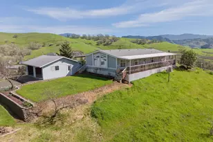 220 Robin St, Roseburg, OR 97470 - Photo 1