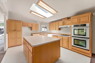 220 Robin St, Roseburg, OR 97470 - Photo 10