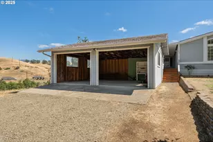 220 Robin St, Roseburg, OR 97470 - Photo 30