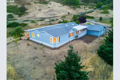 220 Robin St, Roseburg, OR 97470 - Photo 6