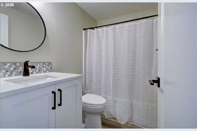 11708 NE 31st St, Vancouver, WA 98682 - Photo 14