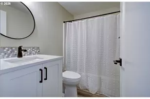 11708 NE 31st St, Vancouver, WA 98682 - Photo 14