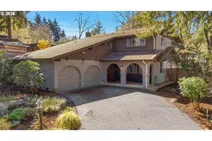 320 Dellwood Dr, Eugene, OR 97405 - Photo 2