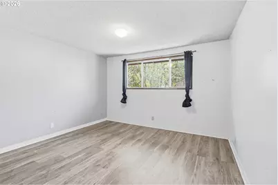 320 Dellwood Dr, Eugene, OR 97405 - Photo 24