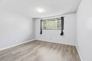 320 Dellwood Dr, Eugene, OR 97405 - Photo 24