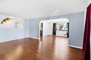 320 Dellwood Dr, Eugene, OR 97405 - Photo 4