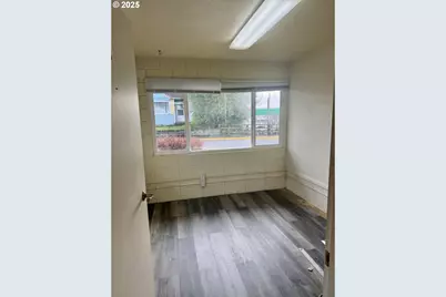 94181 4th St, Gold Beach, OR 97444 - Photo 8