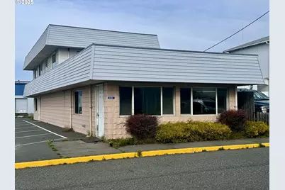 94181 4th St, Gold Beach, OR 97444 - Photo 4