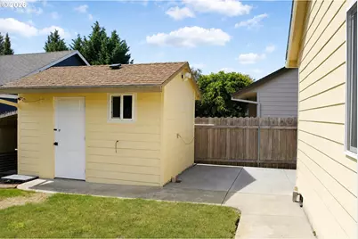 19196 Windmill Dr, Oregon City, OR 97045 - Photo 14