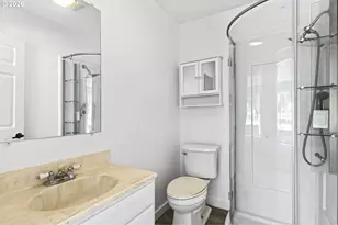 912 S Main St, Myrtle Creek, OR 97457 - Photo 18