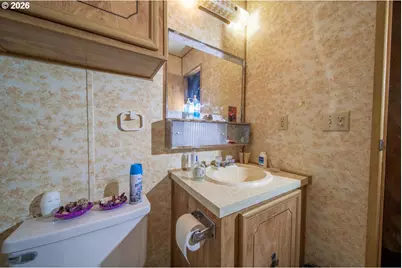 530 Myeena Loop, Florence, OR 97439 - Photo 28