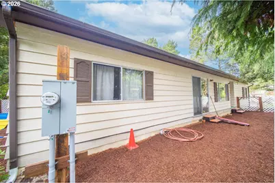 530 Myeena Loop, Florence, OR 97439 - Photo 30