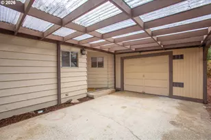 530 Myeena Loop, Florence, OR 97439 - Photo 4