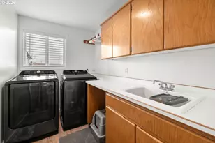 28043 SW Wagner St, Wilsonville, OR 97070 - Photo 8