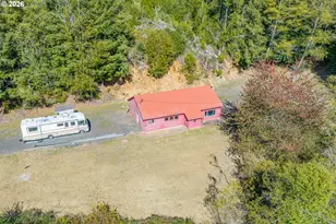 57514 Gateway Rd, Coquille, OR 97423 - Photo 4