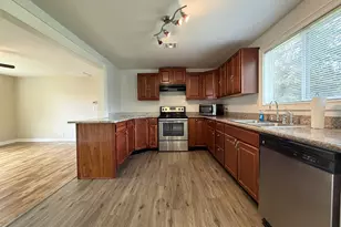 250 44th St, Springfield, OR 97478 - Photo 8
