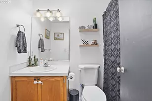 471 SE 17th St, Troutdale, OR 97060 - Photo 14