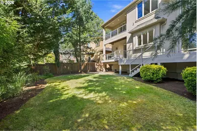 4411 SW 63rd Ave, Portland, OR 97221 - Photo 8