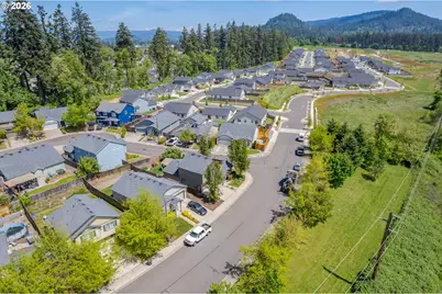 4946 Holly St, Springfield, OR 97478 - Photo 44
