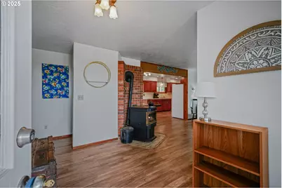 8890 Shaw Sq, Aumsville, OR 97325 - Photo 4