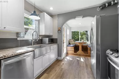 2226 SW Iowa St, Portland, OR 97239 - Photo 22