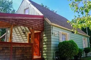 2226 SW Iowa St, Portland, OR 97239 - Photo 2