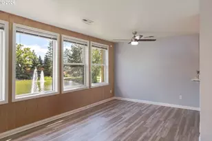 17027 SW Versailles Ln, Portland, OR 97224 - Photo 8