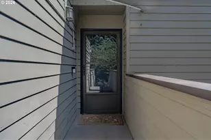 17027 SW Versailles Ln, Portland, OR 97224 - Photo 4