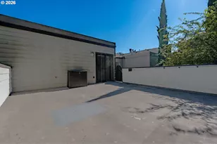 17027 SW Versailles Ln, Portland, OR 97224 - Photo 28