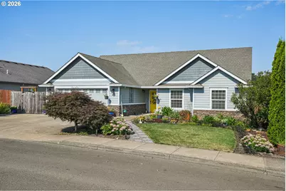 312 Trout St, Molalla, OR 97038 - Photo 2