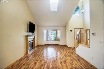 239 Blue Jay Loop, Creswell, OR 97426 - Photo 4