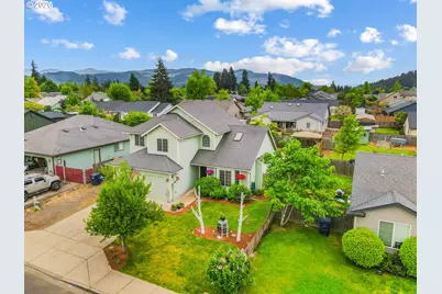 239 Blue Jay Loop, Creswell, OR 97426 - Photo 32