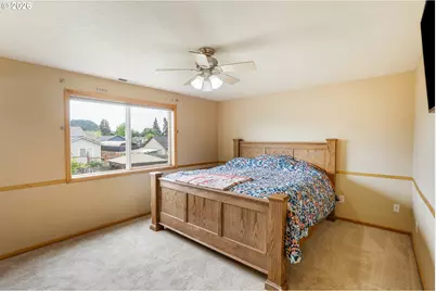 239 Blue Jay Loop, Creswell, OR 97426 - Photo 14