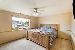 239 Blue Jay Loop, Creswell, OR 97426 - Photo 14