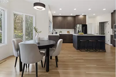 1140 SW Fairfax Pl, Portland, OR 97225 - Photo 8