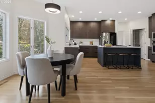 1140 SW Fairfax Pl, Portland, OR 97225 - Photo 8