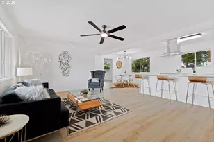 6114 NW Cherry St, Vancouver, WA 98663 - Photo 4